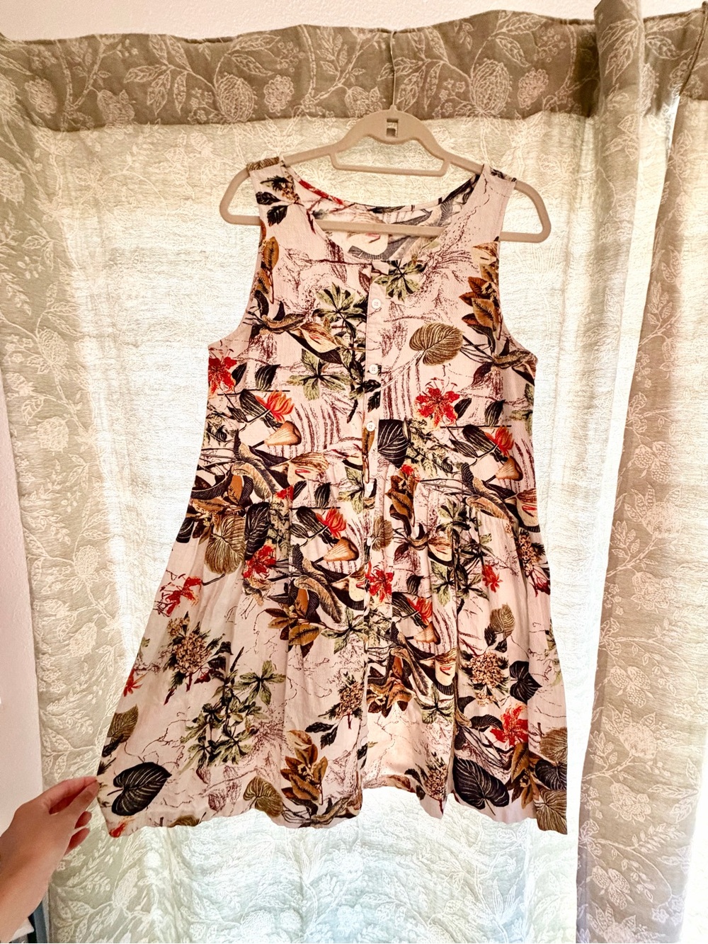 Sleeveless Vintage Floral Button-Front Dress in Cream with Multicolor Botanicals